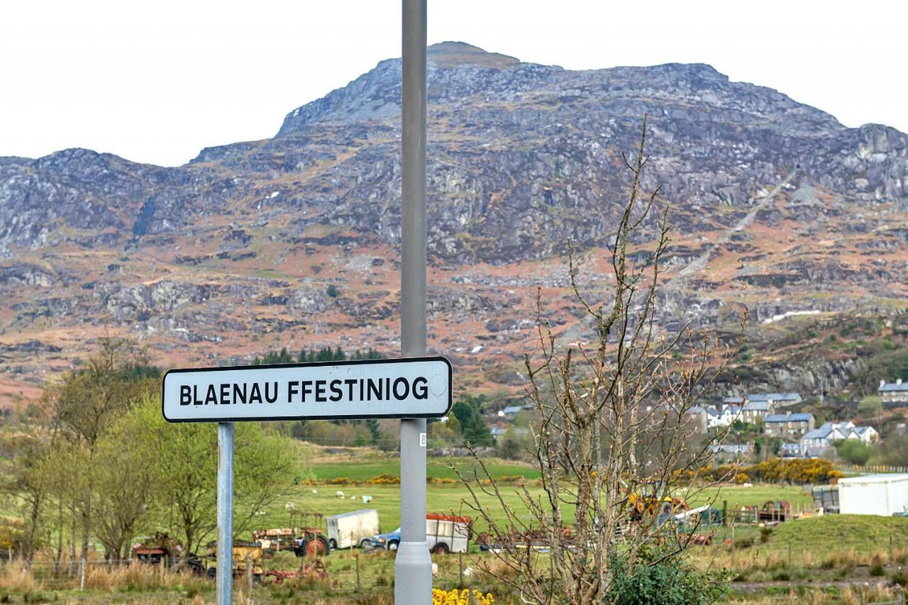 Finest Retreats - Maes Neuadd Blaenau Ffestiniog Kültér fotó